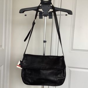 Black leather shoulder purse or bag